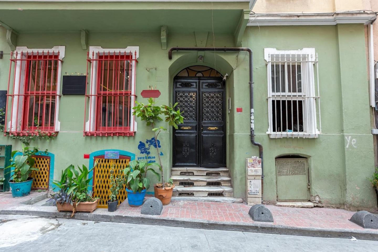Renovated Apartment At The Heart Of Istanbul With Huge Terrace Esterno foto