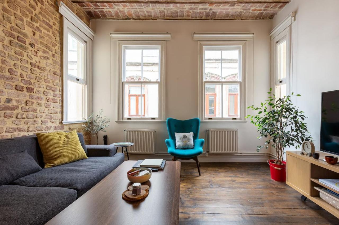 Renovated Apartment At The Heart Of Istanbul With Huge Terrace Esterno foto