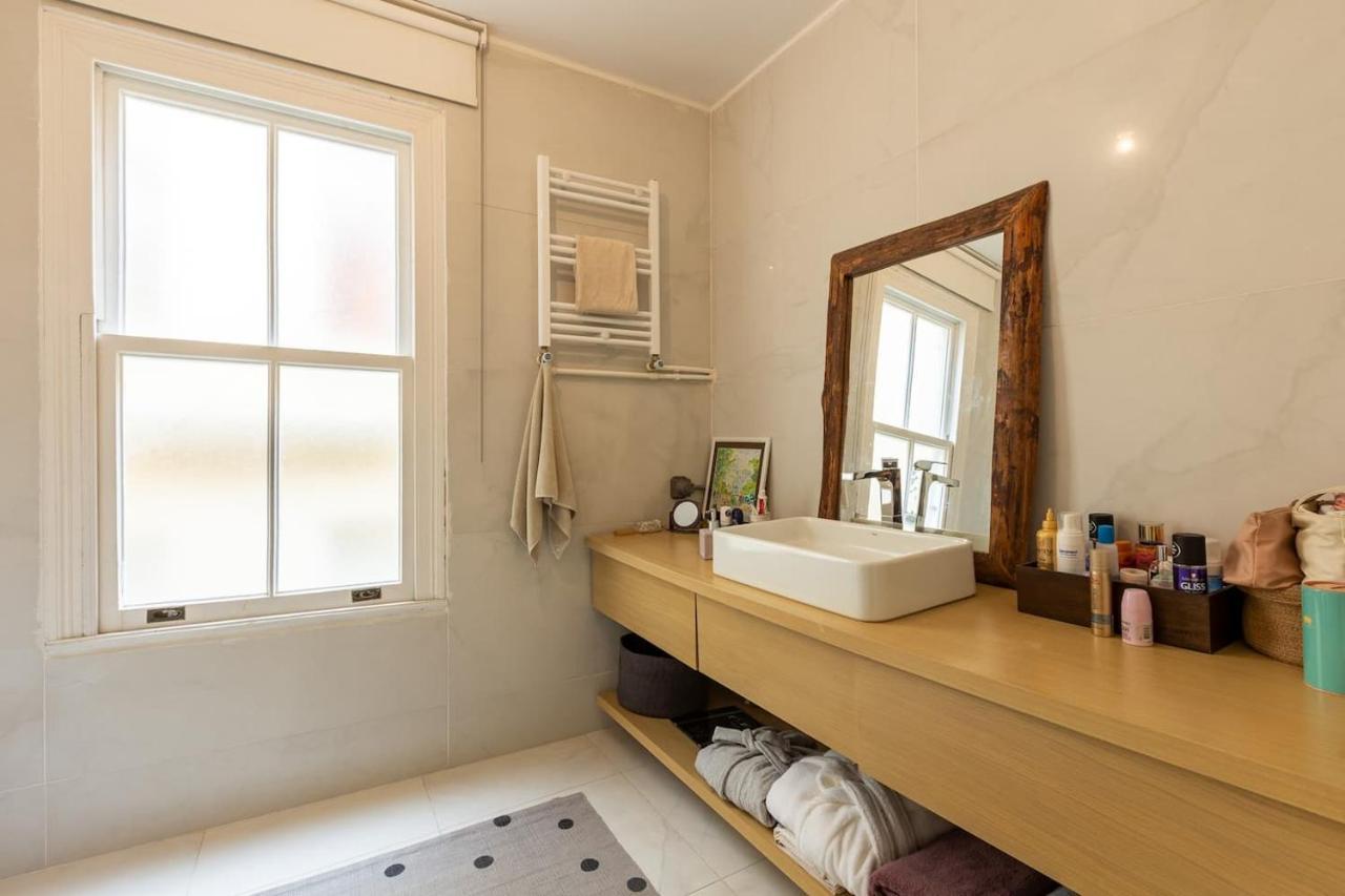 Renovated Apartment At The Heart Of Istanbul With Huge Terrace Esterno foto